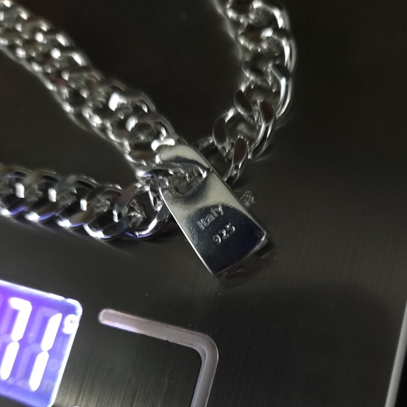 New 10mm Solid .925 Sterling Silver Cuban Link Chain, 24" Long  Never Used - Picture 4 of 10